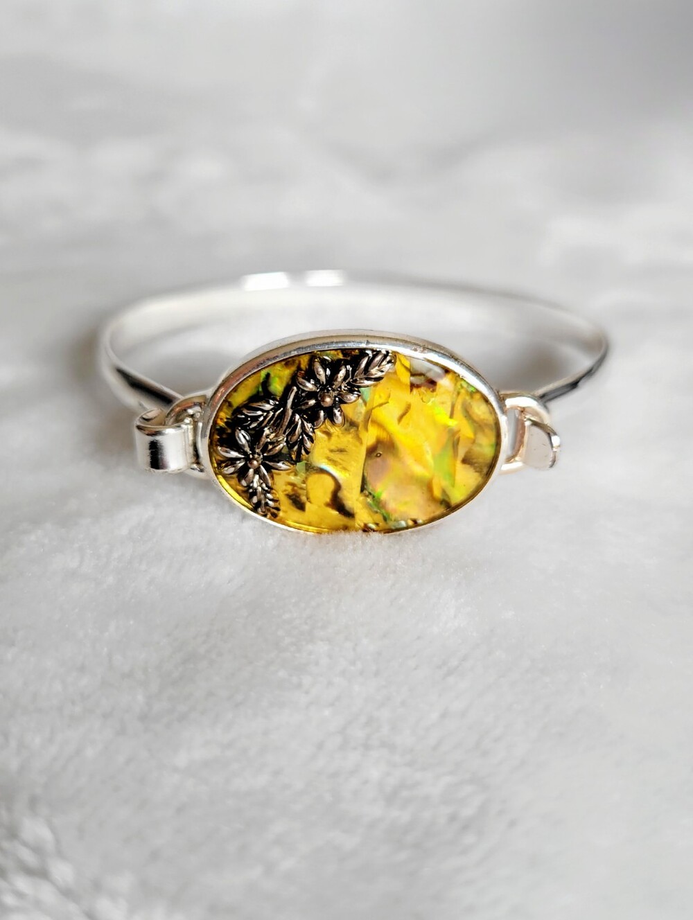 Abalone Inlaid Shell & Flower Blossom Design - Hook Bangle Bracelet
